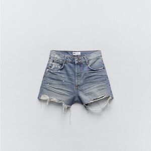 ZARA frayed denim shorts (women’s)